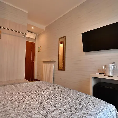 Fiordaliso Hotel 2*
