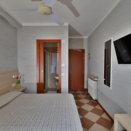 Hotel Fiordaliso 2*